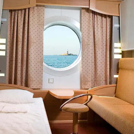 Viking Line Ferry Viking Xprs - One-Way Journey From Helsinki To Tallinn Room photo